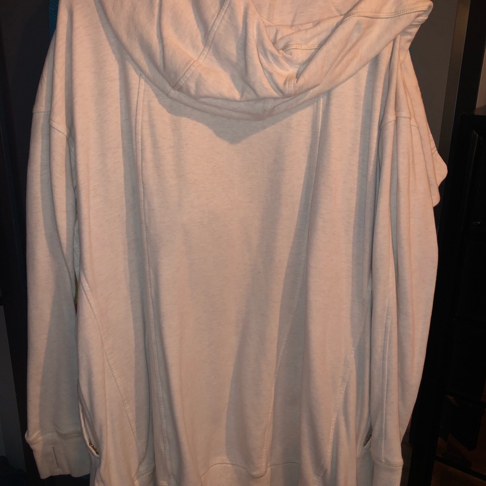 Comfy lululemon hoodie - long sweatshirt -
